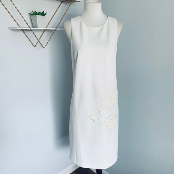 Betsey Johnson White Appliqué Crepe Dress, Size 14 - Picture 7 of 16